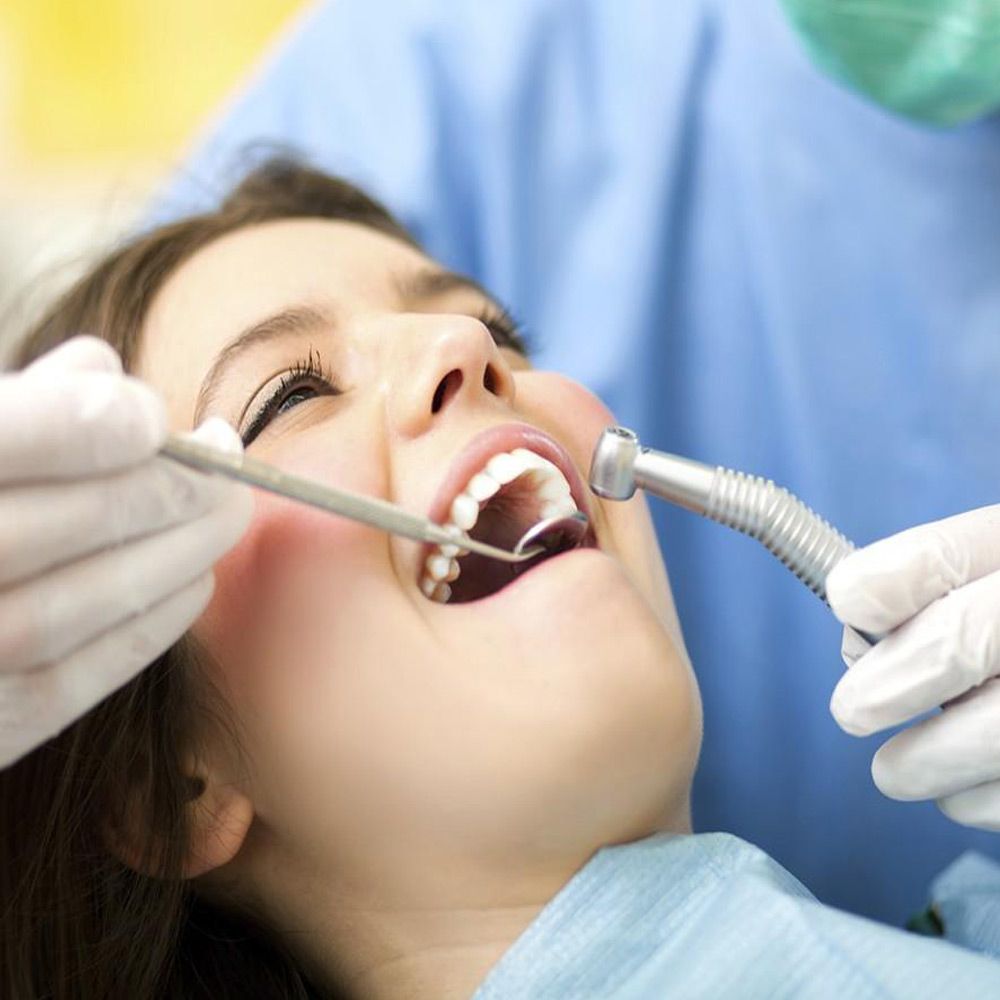 Endodoncia, ortodoncia, carillas de porcelana, estetica dental, implantologia
